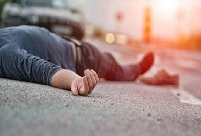 आनंदपुरी कस्बे में सड़क हादसे में अधेड़ की मौत