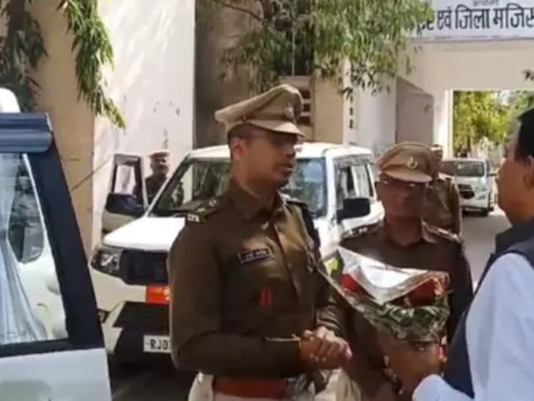 बांसवाड़ा के नए SP ने सम्भाला पदभार:बोले- आम लोगों का पुलिस में भरोसा बढ़े, यही हमारा उद्देश्य