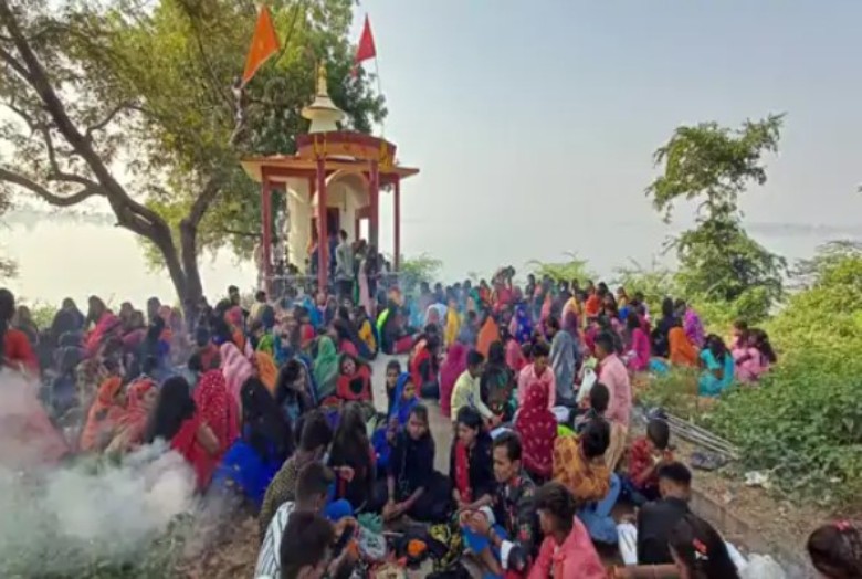 16वां सोमवार:शिव मंदिरों पर मंशावाचा व्रत कथा, उद्यापन के लिए सवा सेर आटे से बनेगा चूरमा